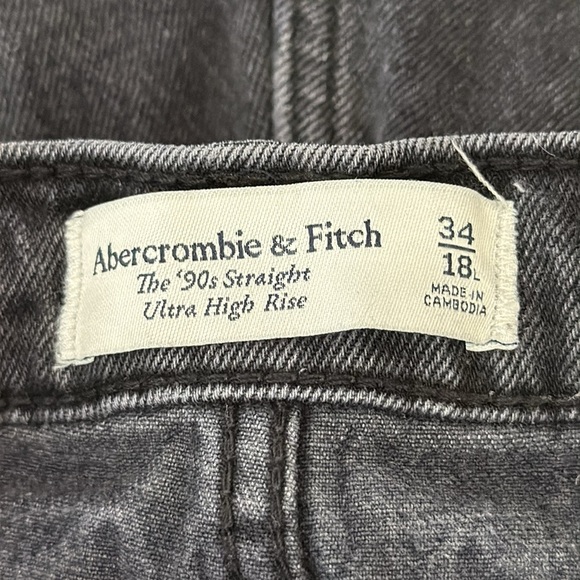 Abercrombie & Fitch 90's Straight Ultra High Rise Jeans Dark Wash Size 34/18L - Picture 8 of 9